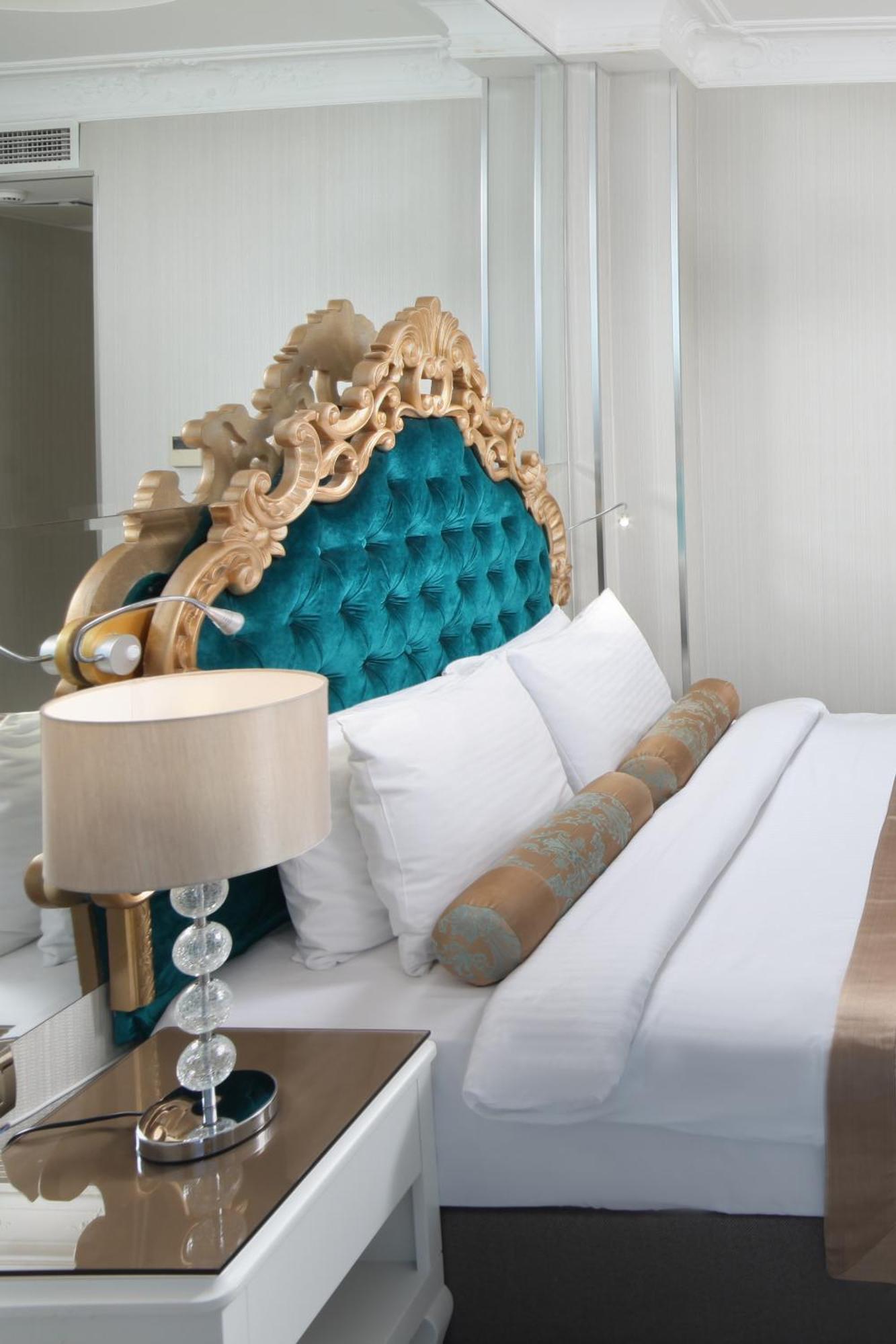 White Monarch Hotel Истанбул Екстериор снимка