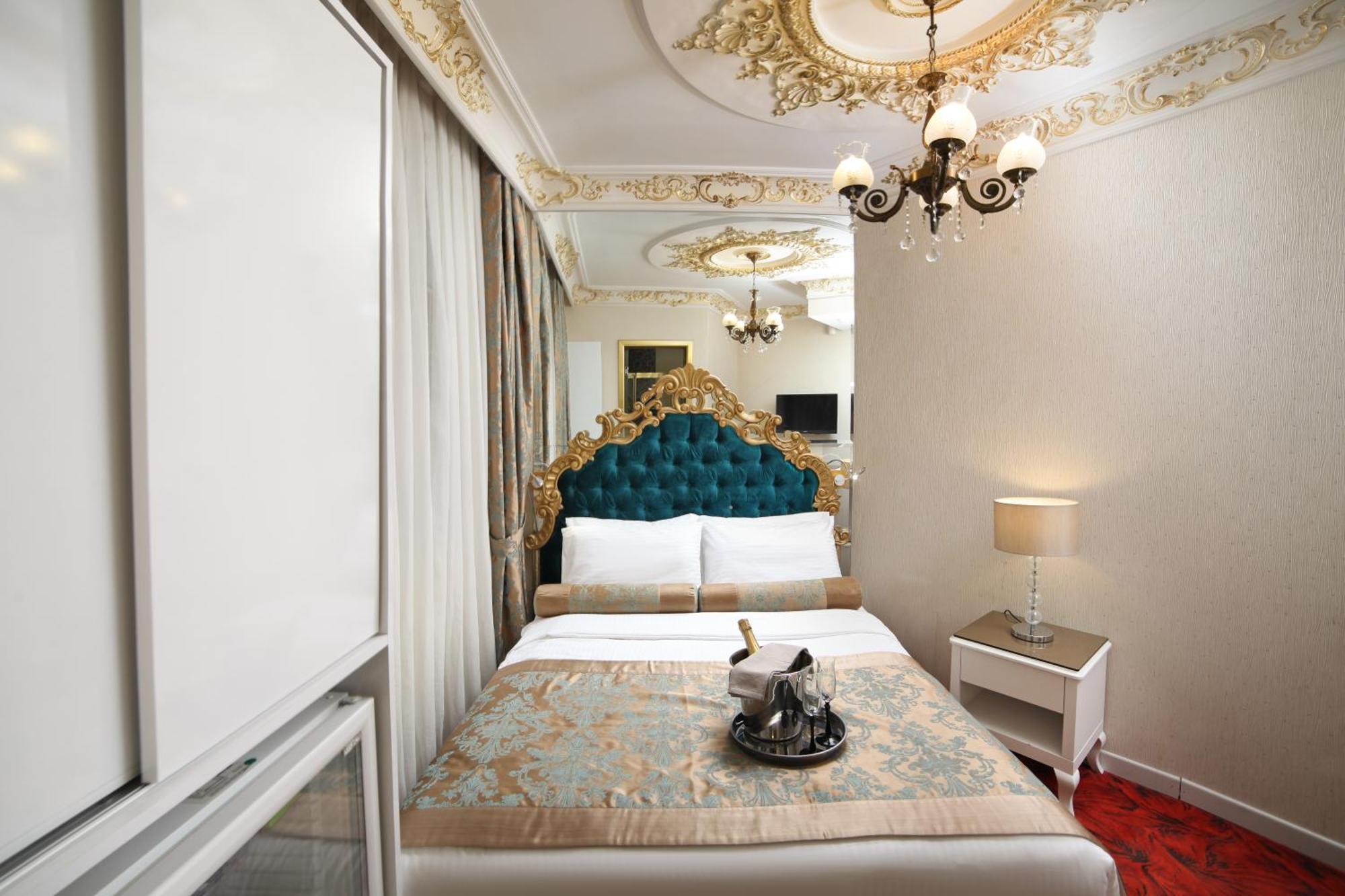White Monarch Hotel Истанбул Екстериор снимка